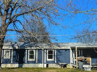 365 County Road 44080, Powderly, TX 75473