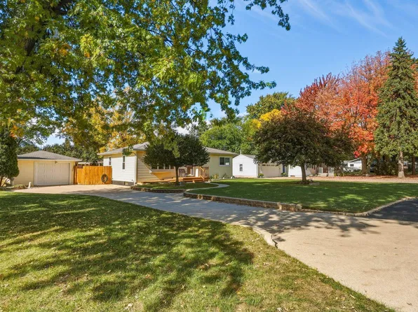 1555 Jane Dr, Essexville, MI 48732