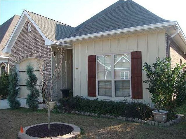 1st image of 947 Grant Park Dr