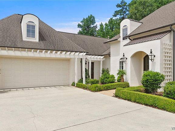 3rd image of 1760 Vista Dr