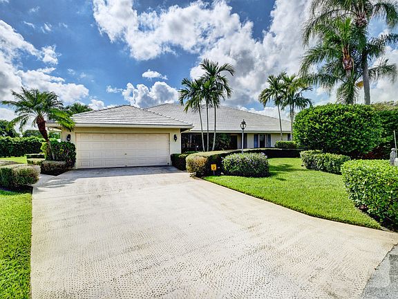2nd image of 4791 Oak Cir