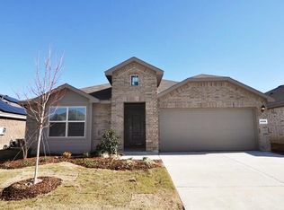9508 Golden Summit Dr, Fort Worth, TX 76131