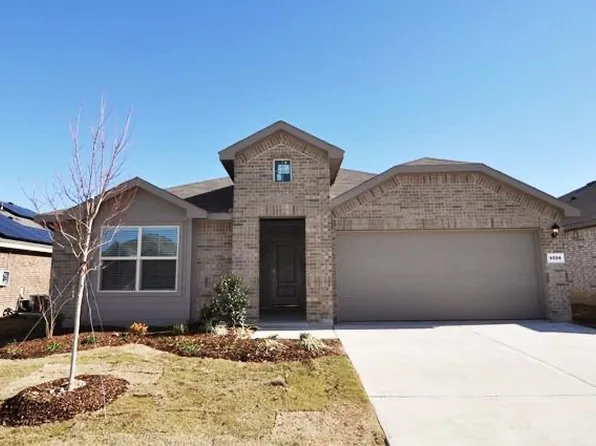 9508 Golden Summit Dr, Fort Worth, TX