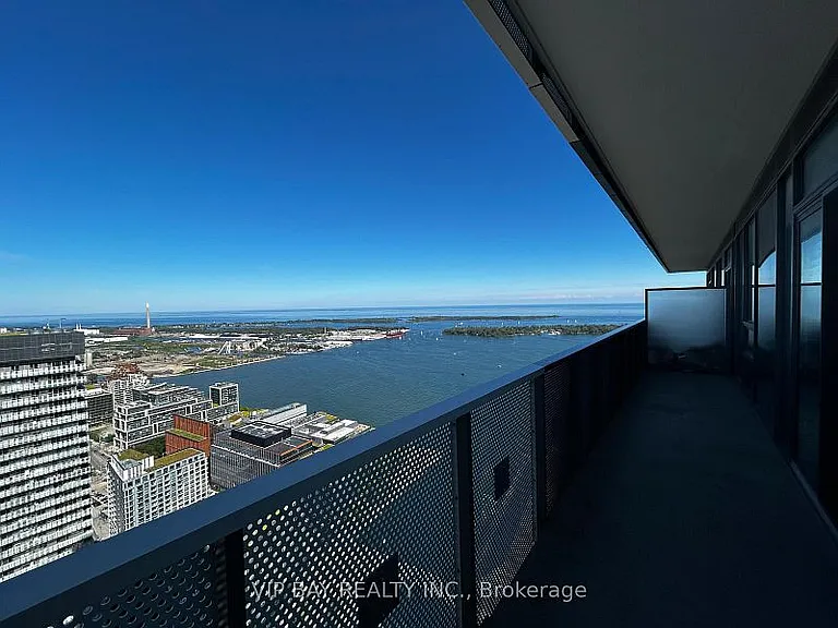 138 Downes St #5905 — Photo 31