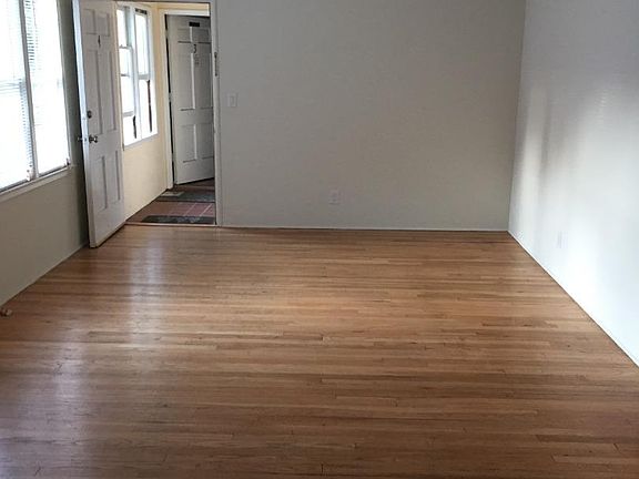 5th image of 1035 Laurel St APT 4