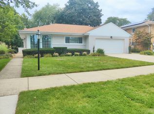 9130 Kenneth Ave, Skokie, IL