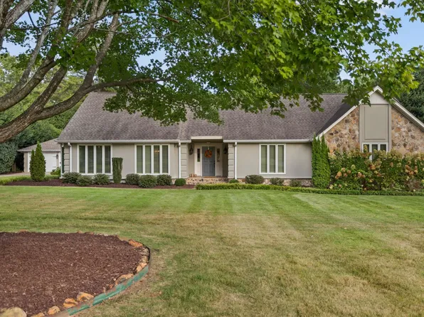 9232 Turtle Point Dr, Killen, AL 35645