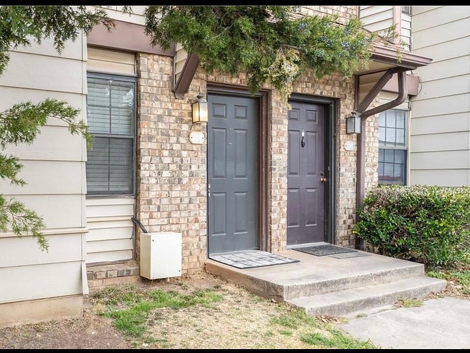 1st image of 401 12th Ave SE APT 135