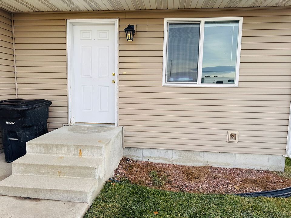1st image of 523 Yellowstone Ave