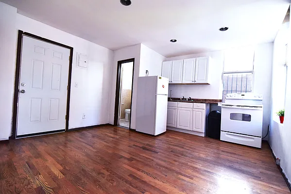 Rented by Coda Real Estate NYC | media 12