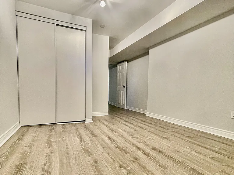 3 Teseo Ct #BASEMENT — Photo 10