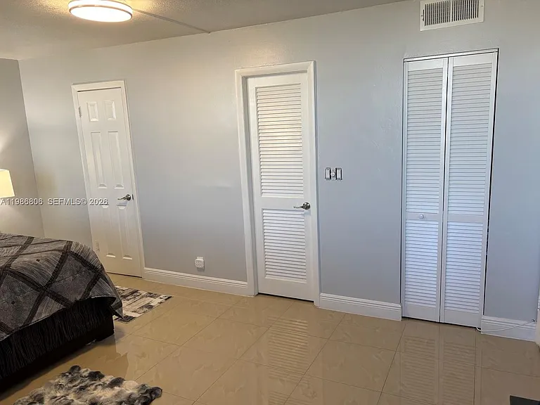 427 Golden Isles Dr #10D — Photo 20
