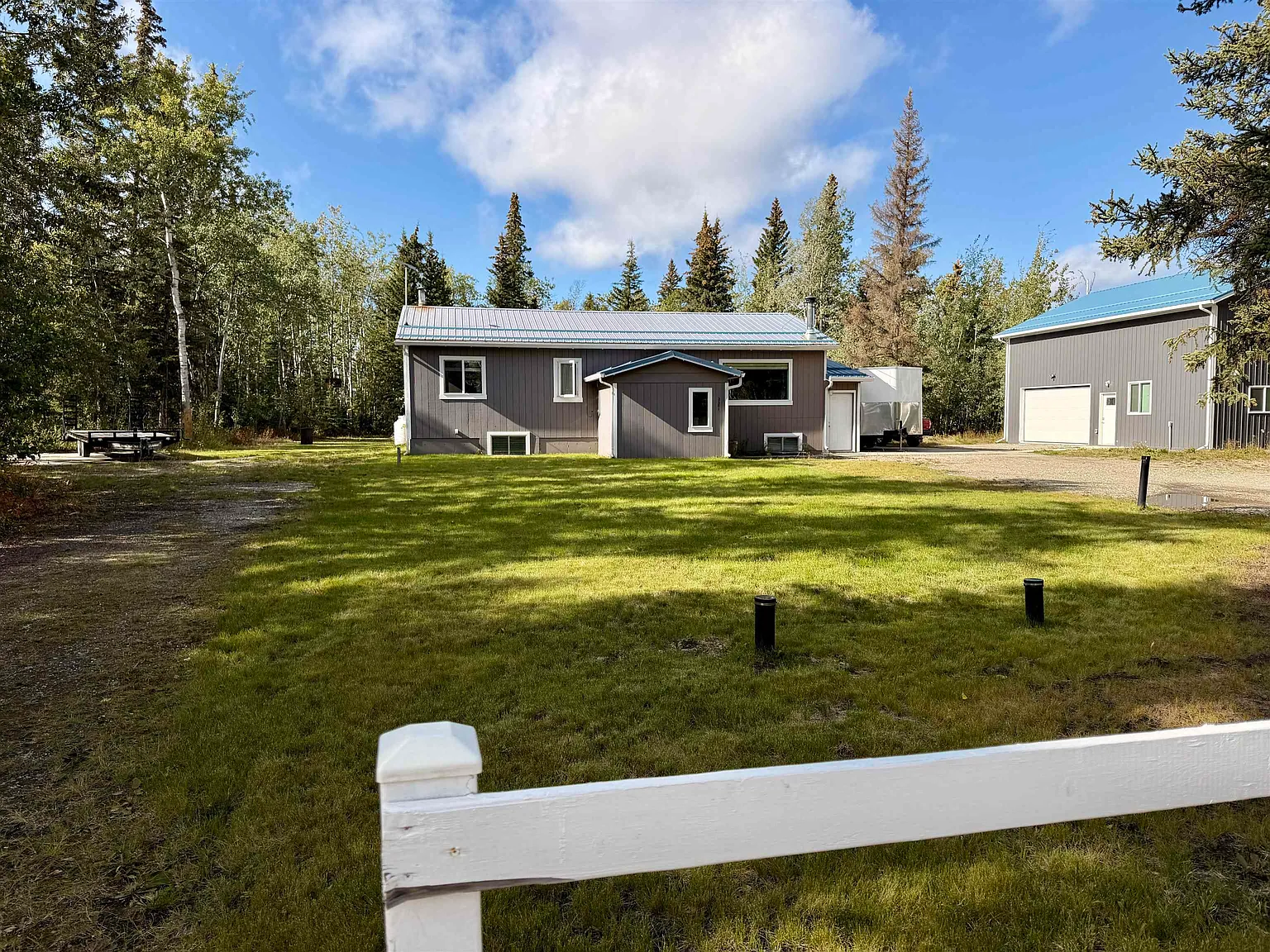 5 bed, $2,850 — Photo 2