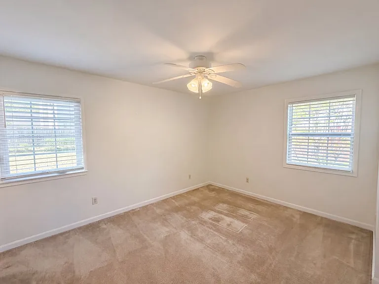 4104 Toroella St — Photo 4