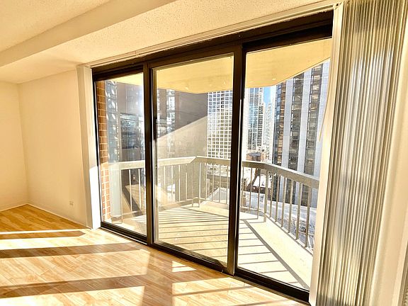 2nd image of 1200 N Dearborn St #22