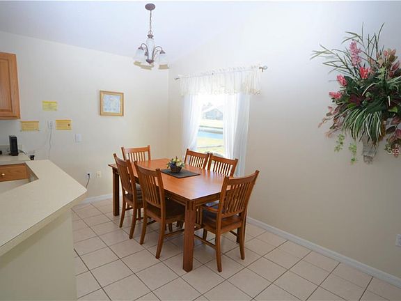 5th image of 1205 Cumbrian Lakes Ct