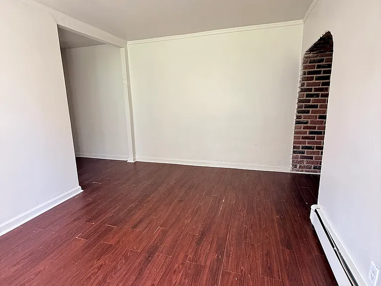 1147 Holland St #B — Photo 3