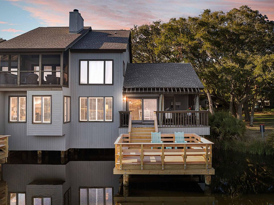 1st image of 4571 Park Lake Dr