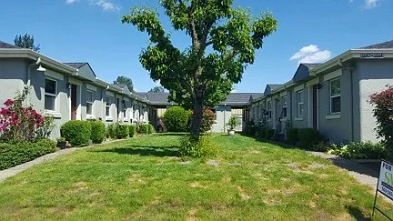 144-Rural Court