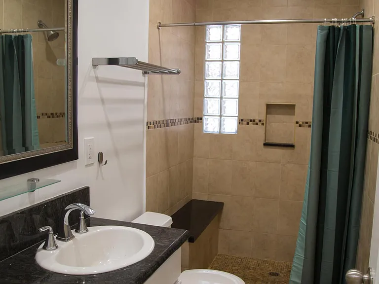 2054 City View Ave — Photo 3