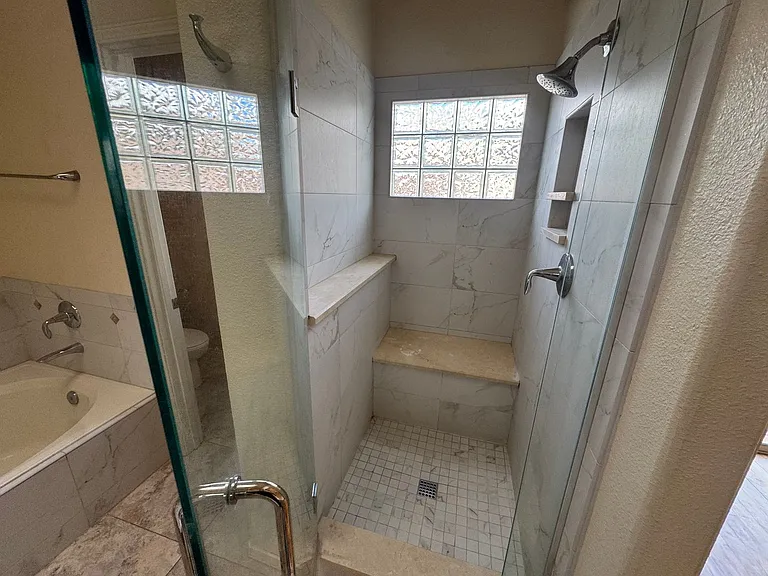 1142 Narcisco St NE — Photo 13