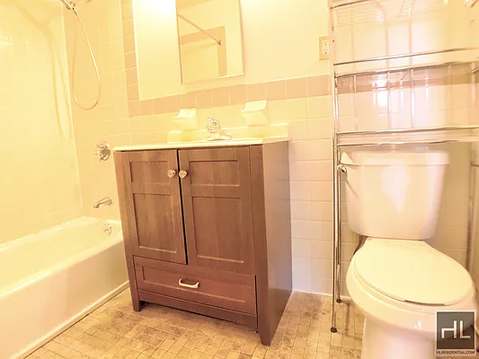 Rented by Highline Residential | media 6