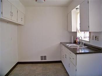 3rd image of 108 Hayden Ave