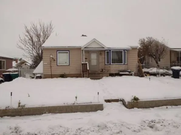 281 S Lakeview Dr, Clearfield, UT 84015