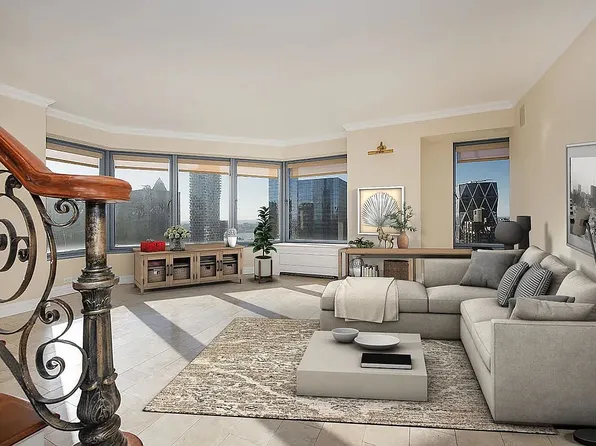 150 W 56th St APT 4508, New York, NY 10019