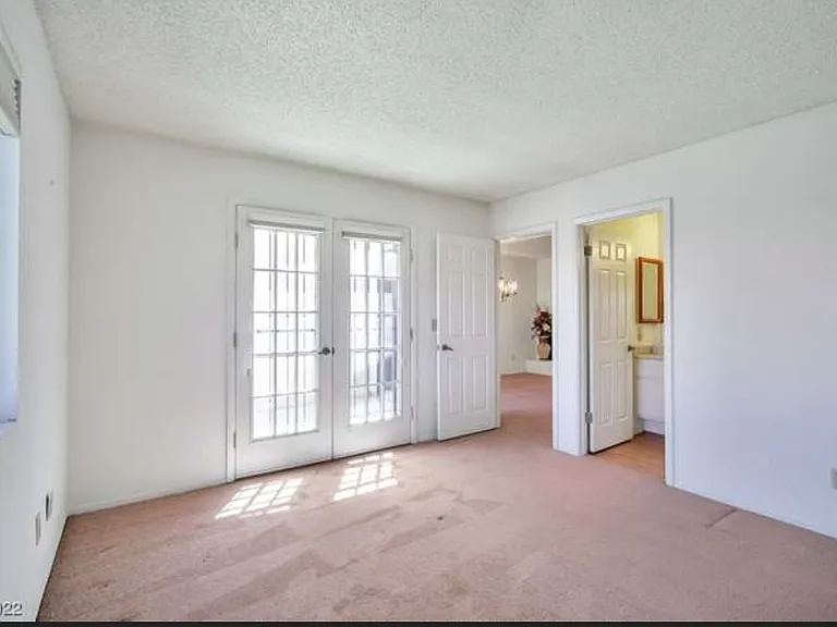 1834 Camino Verde Ln — Photo 10
