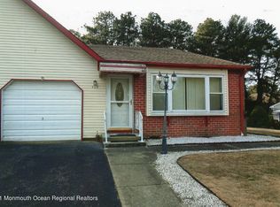 42B Sunset Rd, Manchester Township, NJ 08759