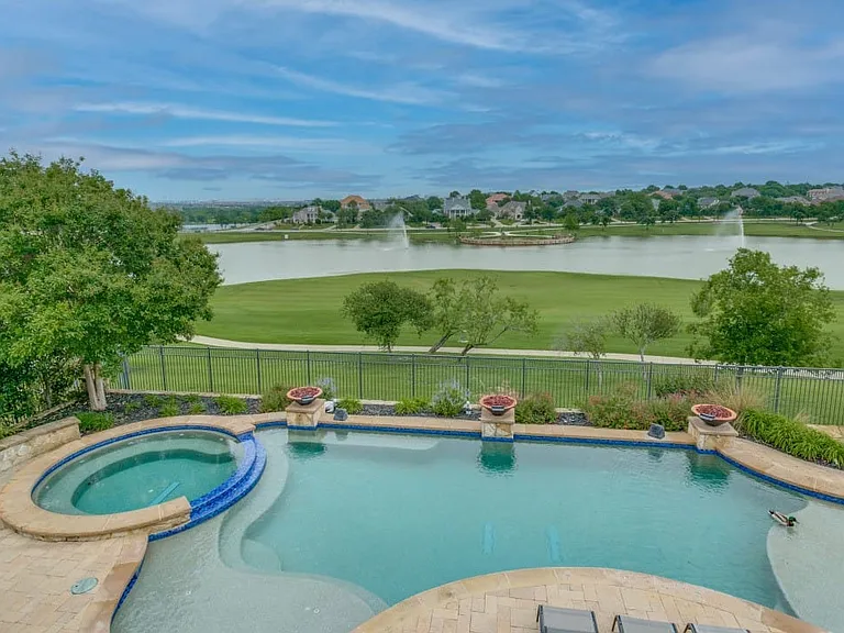 2417 Hollow Hill Ln — Photo 27