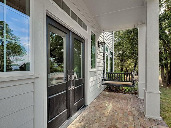3rd image of 7725 Sandy Ln