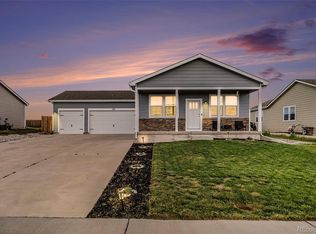 192 S 4 Avenue, Deer Trail, CO 80105