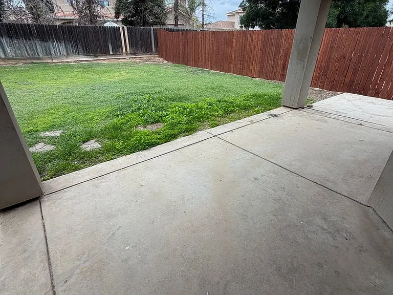 2892 Florence Ave — Photo 22