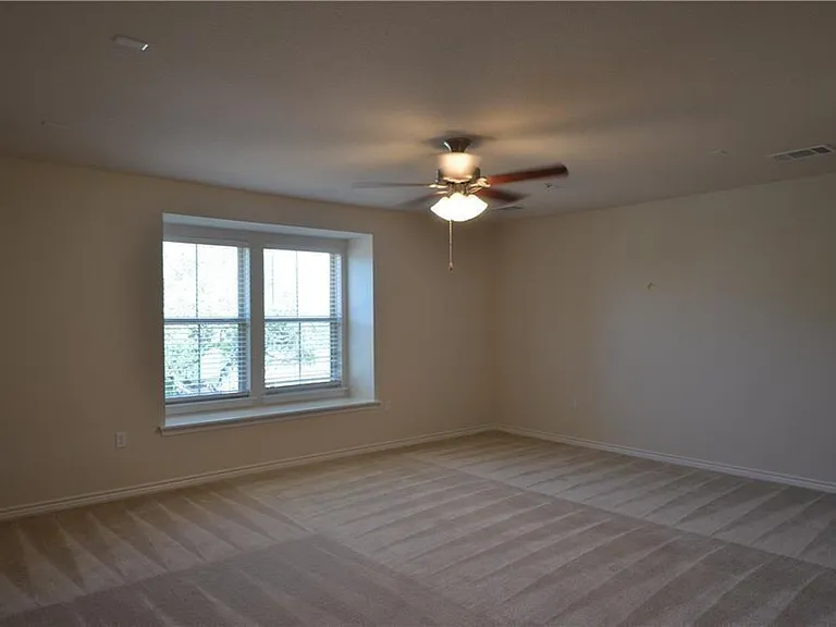 9000 Gage Dr — Photo 16