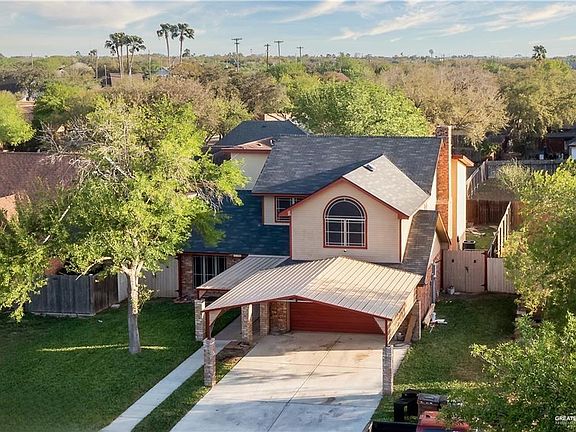 4th image of 2408 River Oaks Ln