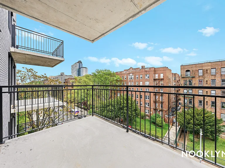 45 Lenox Rd #6A — Photo 5