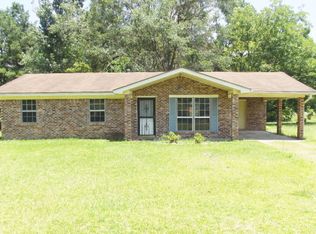 6 County Home Rd, Ellisville, MS 39437