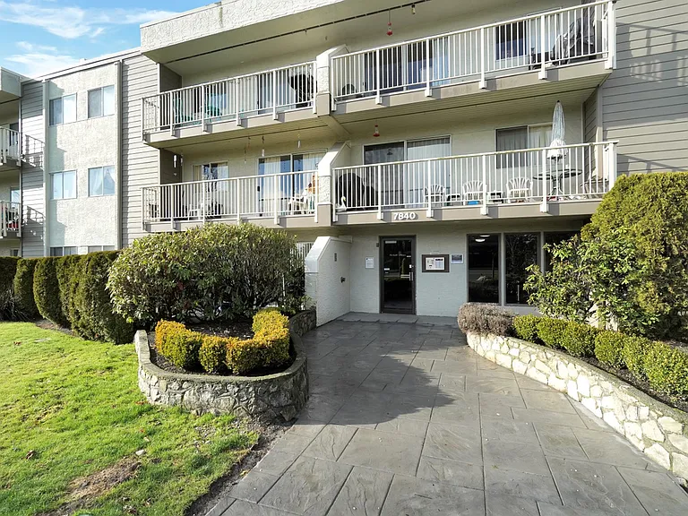 7840 Lochside Dr #2530 — Photo 4