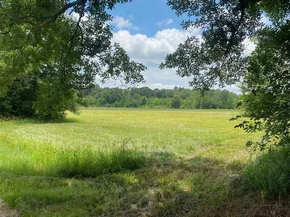 8384 Zachary Deerford Rd, Zachary, LA 70791