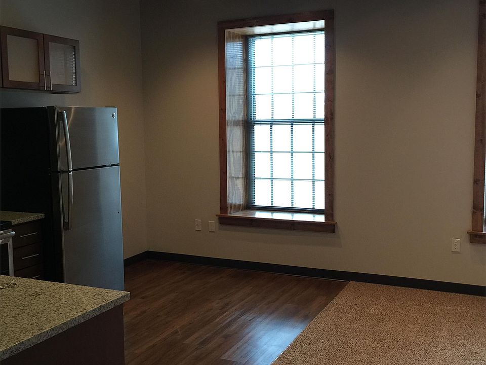 1st image of 401 S 2nd St APT B305