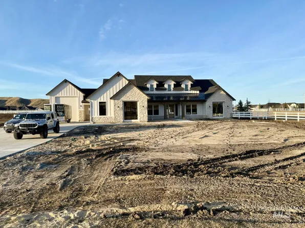 7793 W Diamond Lake Dr, Boise, ID 83714