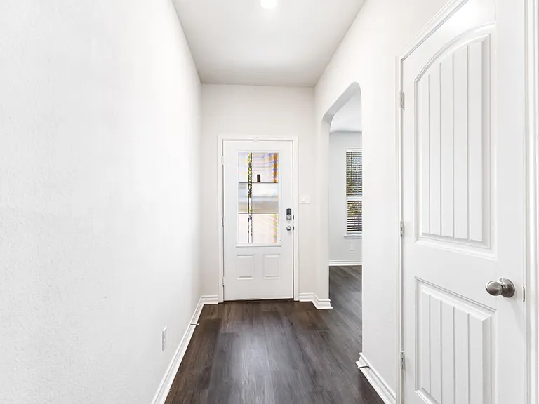 7451 Hercules Point — Photo 3