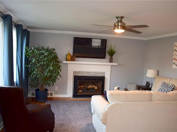 2nd image of 171 Briarhurst Dr
