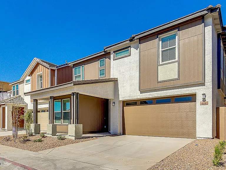 4 bed, 2519 sqft, $3,500 — Photo 3