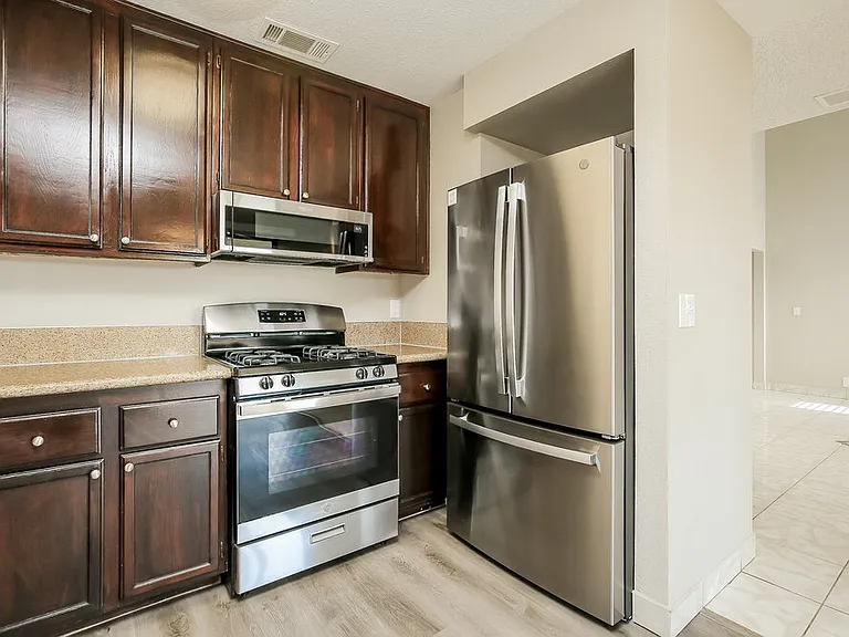 3100 Centavo Dr — Photo 11