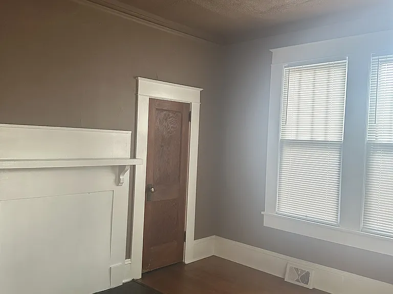 120 Princeton St — Photo 8