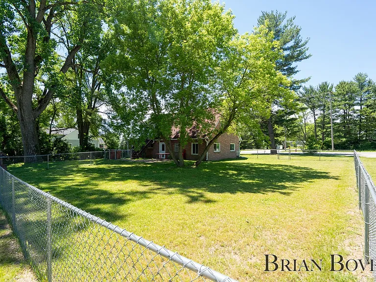 6480 Belmont Ave NE #2 — Photo 33