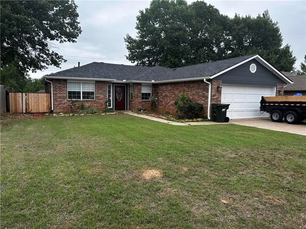 920 W Hoyt St, Chandler, OK 74834